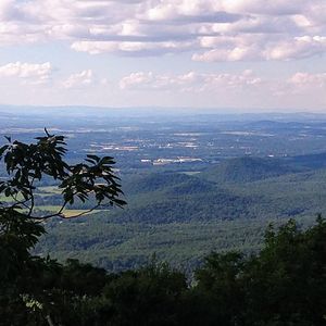 Meet your Posher, Derrick